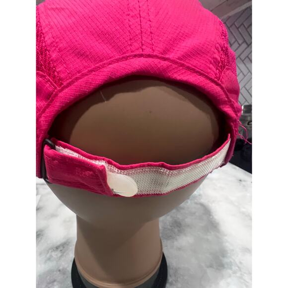Nike Daybreak Dri-FIT Running Hat Cap Hot Pink Reflective Swoosh Lightweight main image 4